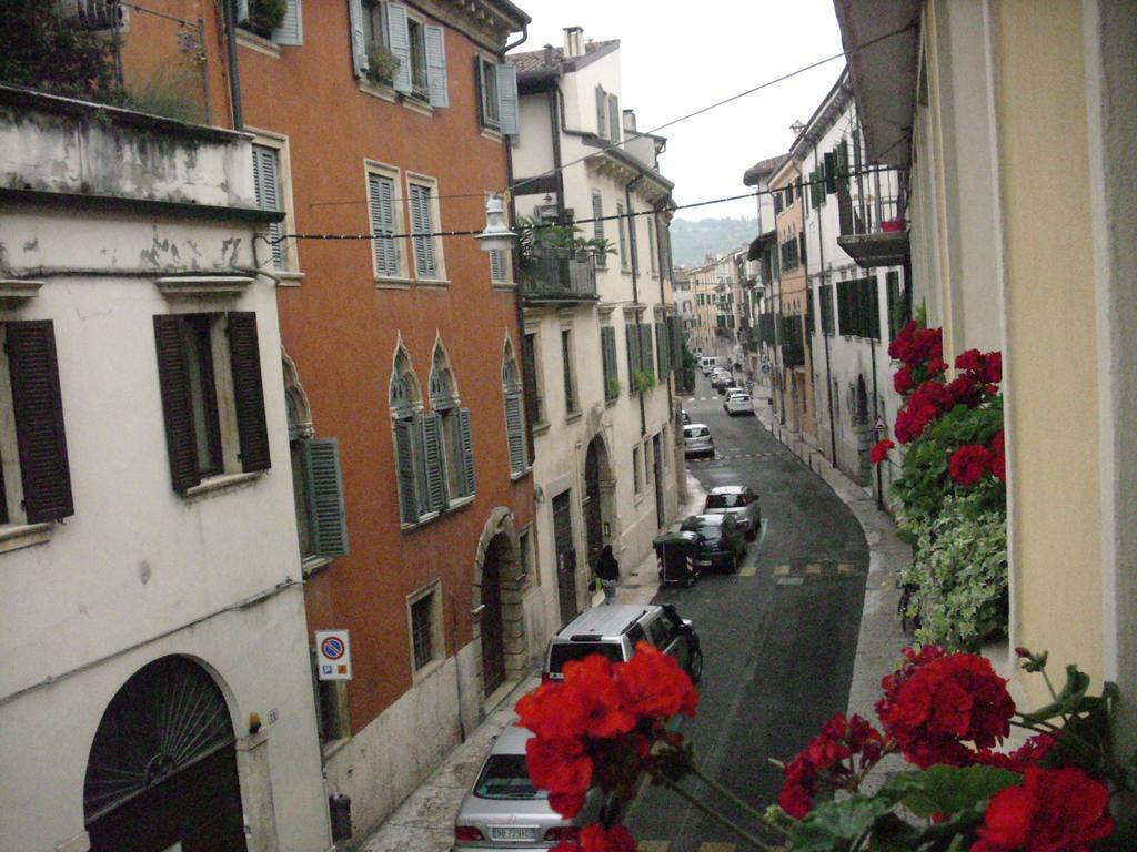 A Casa Di Luca Hotell Verona Eksteriør bilde