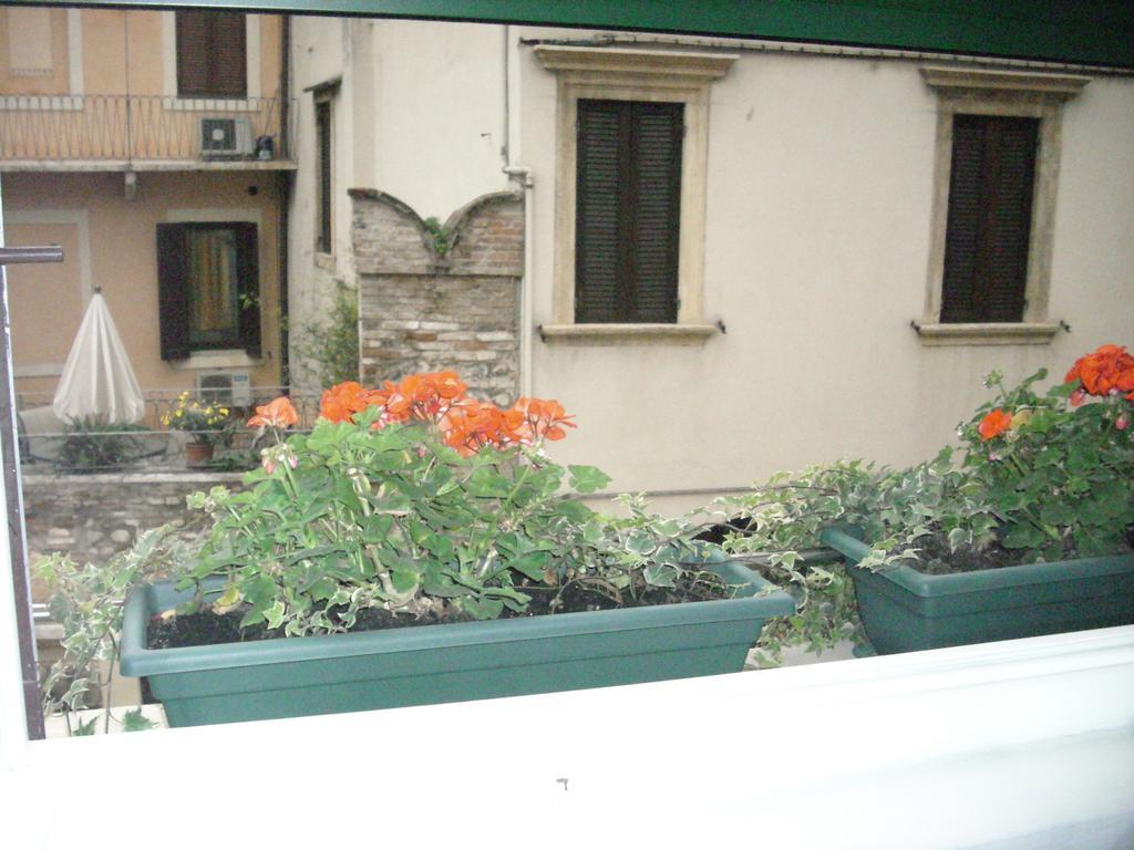 A Casa Di Luca Hotell Verona Eksteriør bilde